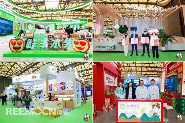11月16日，是首屆上海國際水果展的第二日，展會現(xiàn)場依然熱鬧非凡。本次展會以“世界水果，中國市場”為主題，企望匯聚全球優(yōu)質(zhì)水果資源，打造亞太專業(yè)水果展，促進水果產(chǎn)業(yè)發(fā)展與變革。本次展會普通觀眾的數(shù)量不如疫情之前的展會，但專業(yè)觀眾的比例較高?！罢箷兹瘴覀兊恼刮缓芊泵?，除了對產(chǎn)品感興趣前來詢問的觀眾外，還