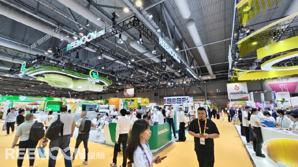 9月3日-9月5日，備受矚目的2025亞洲國際果蔬展覽會 (ASIA FRUIT LOGISTICA 2025) 在香港隆重召開。綠萌攜全新AI分選技術(shù)和產(chǎn)品驚艷亮相展會，向全球市場展示中國智選前沿實力!盛會落幕，精彩不散！本次展會綠萌又藏著哪些驚喜？跟隨小編的步伐一起回顧綠萌高光時刻